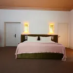 Padam Boutique 4* تيرانا