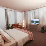 Padam Boutique تيرانا