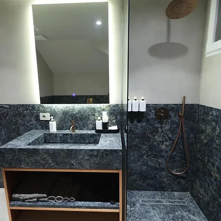 Отель Padam Boutique 4*