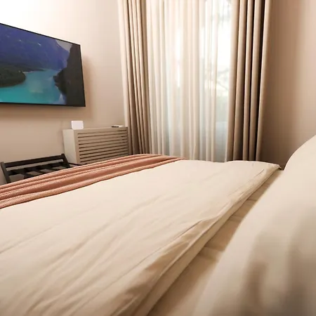 Padam Boutique 4* Тирана