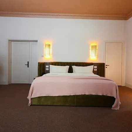 Padam Boutique 4* Тирана