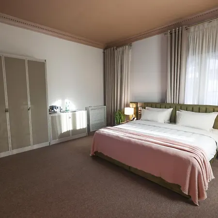 Padam Boutique Отель