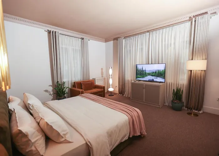 Padam Boutique Τίρανα