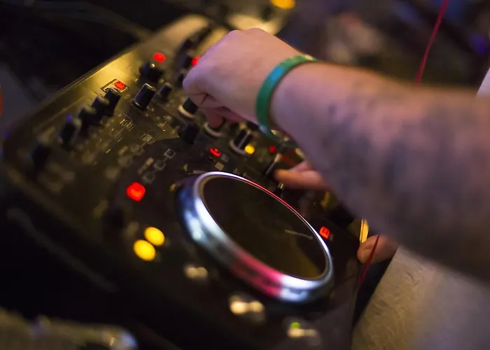 Padam Boutique Hotel 4*