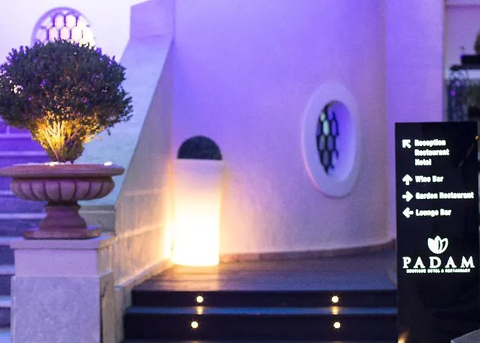 Padam Boutique 4* Τίρανα