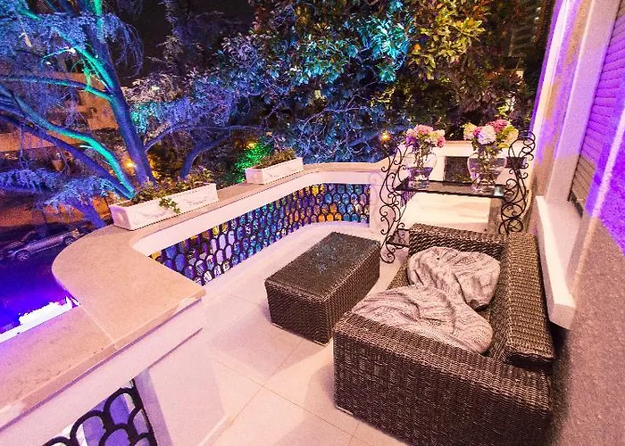 Padam Boutique 4* Tirana