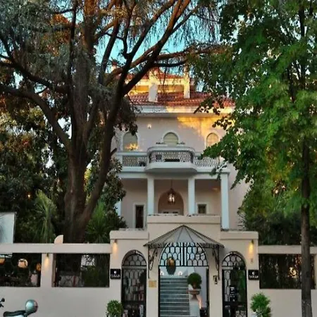 Padam Boutique Tirana