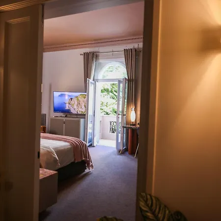 Padam Boutique מלון 4*