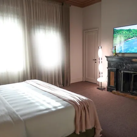 Padam Boutique Hotell