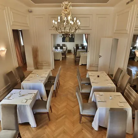 Hotel Padam Boutique 4*
