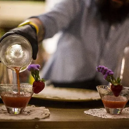 Padam Boutique 4* Tirana