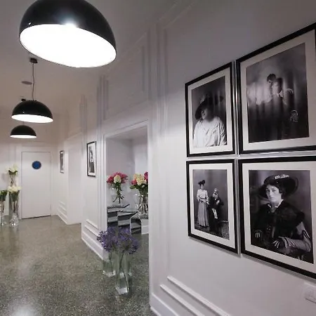 מלון Padam Boutique 4*