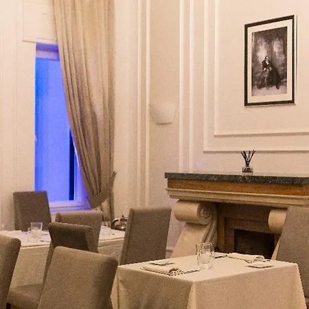 Padam Boutique 4* Tirana