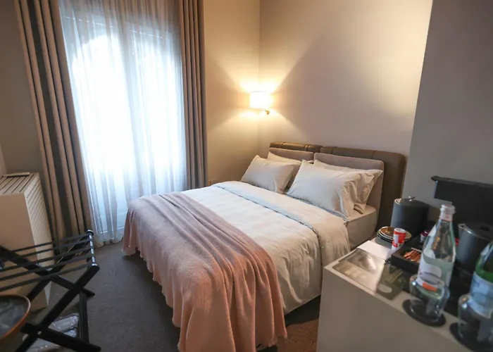 Padam Boutique Hotel 4*