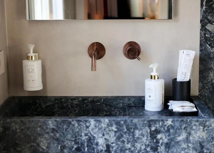 Padam Boutique Hotel